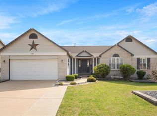 154 Brookshire Creek Dr, Wentzville, MO 63385