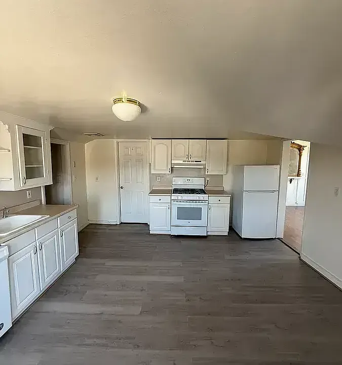 23 Brown St #3