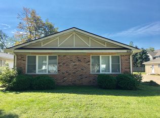 608 Saint Johns Rd #610, Woodstock, IL 60098