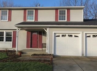 15743 Bittersweet Ct, Strongsville, OH 44136
