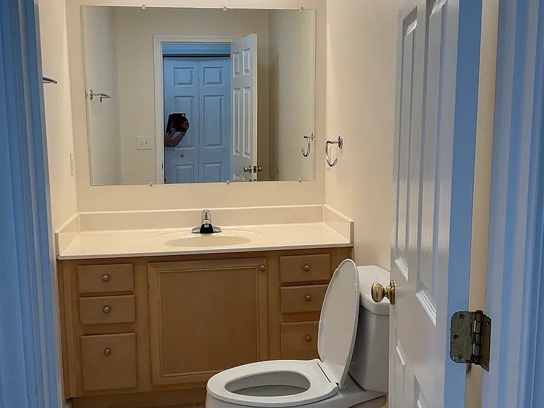415 E Holston Ave #4 — Photo 11