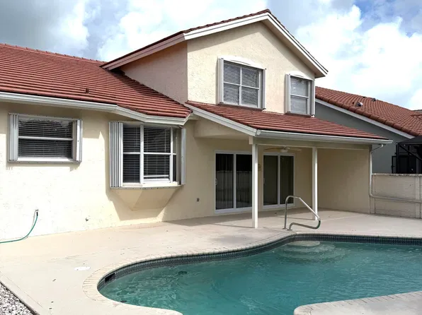 18292 Clear Brook Cir, Boca Raton, FL 33498