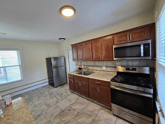 5th image of 59 Western Ave APT 2