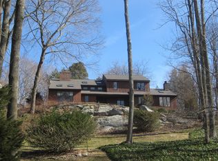 300 Banks North Rd, Fairfield, CT 06824