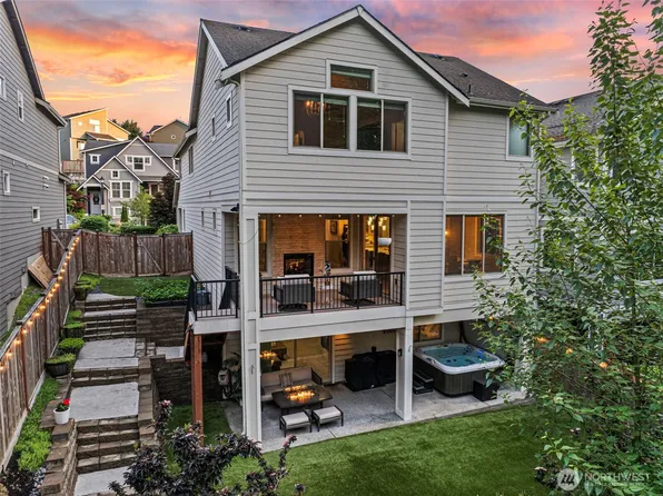 3766 Monterey Court NE, Renton, WA 98056