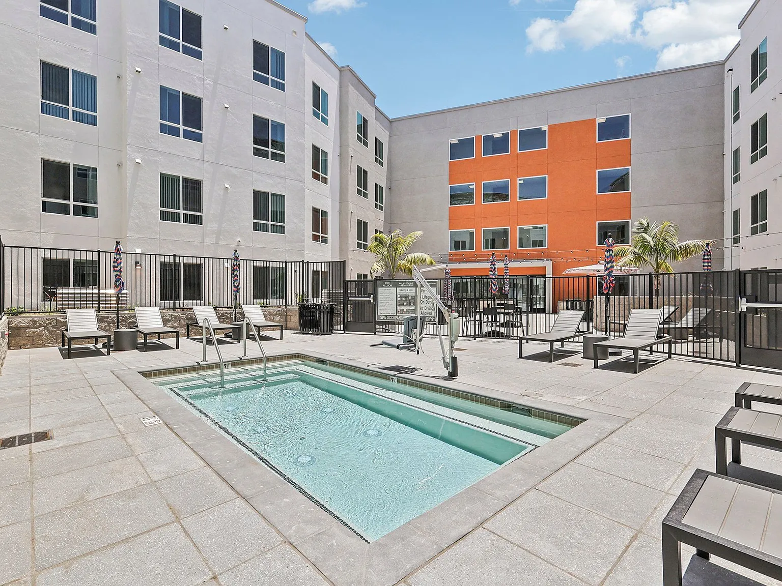 8181 Allison Apartments - La Mesa, CA — Photo 3