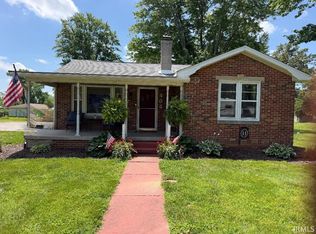 404 W Capitol St, Jasonville, IN 47438