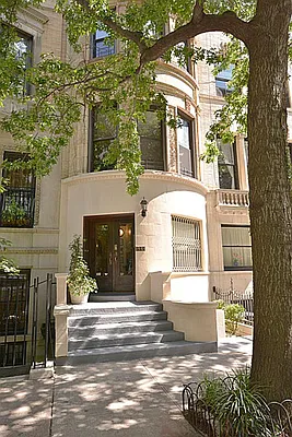 Sold by Leslie J. Garfield | media 1