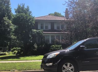 628 S 4th St, Aurora, IL 60505