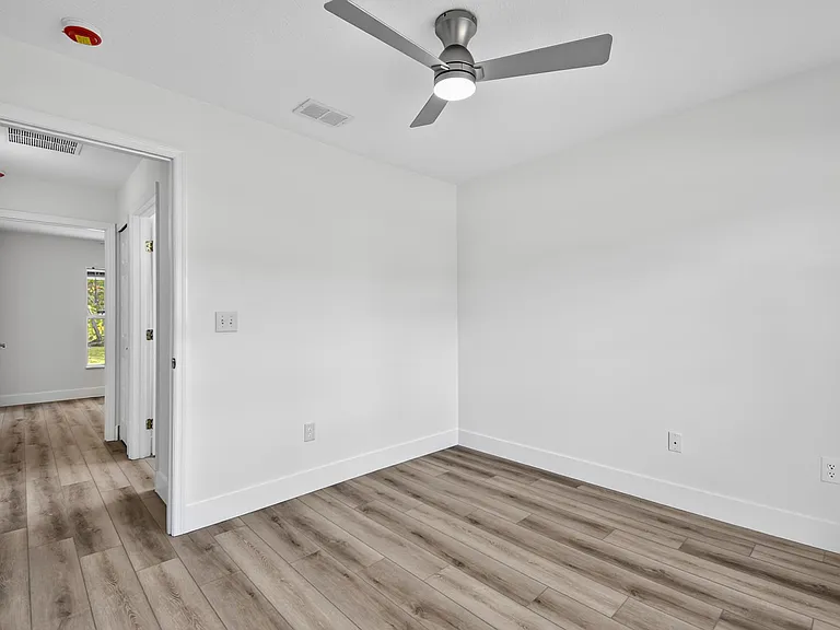 70 Ryan Dr — Photo 35