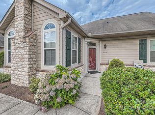 2348 Coltsview Ln, Matthews, NC 28105