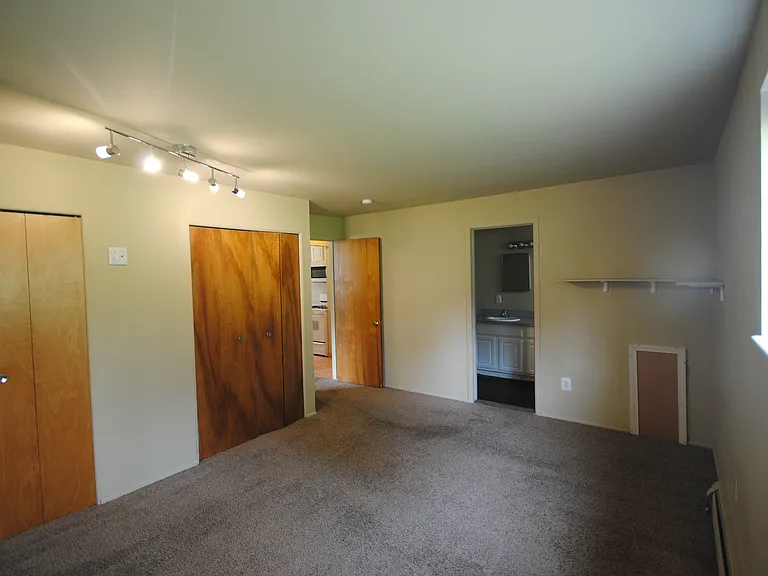 817 Arch St — Photo 6