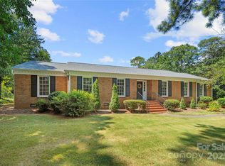1654 Clarendon Pl, Rock Hill, SC 29732