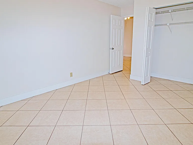 8883 SE Hobe Ridge Ave — Photo 26