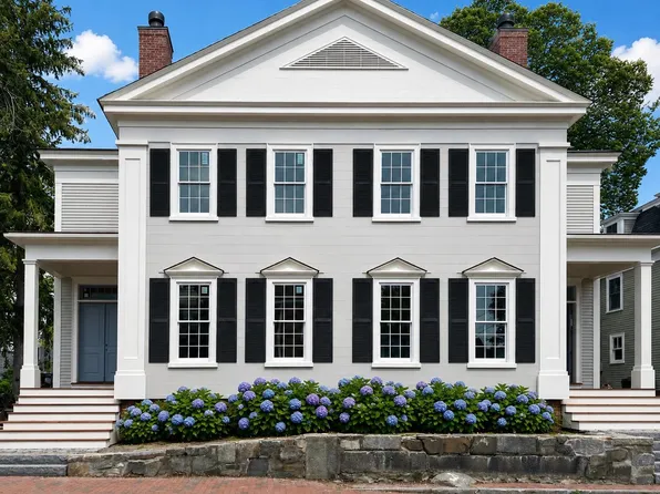 353 Pleasant Street, Portsmouth, NH 03801