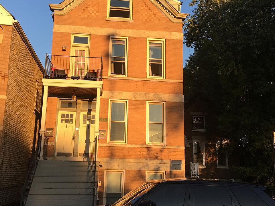 1st image of 2131 N Oakley Ave #B