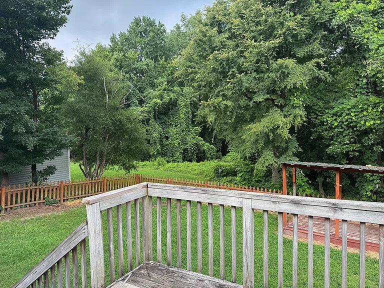3609 Castlegate Dr — Photo 13