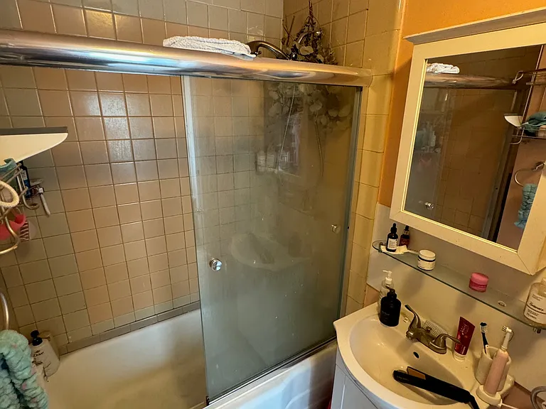 260 Lyceum Ave #3 — Photo 7