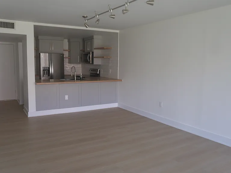 10425 SW 112th Ave #215 — Photo 2