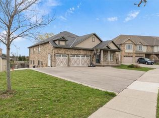 66 Magnificent Way, Hamilton, ON L0R 1C0