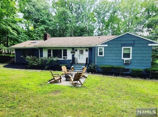 1 Thompson Rd, Boonton, NJ 07005