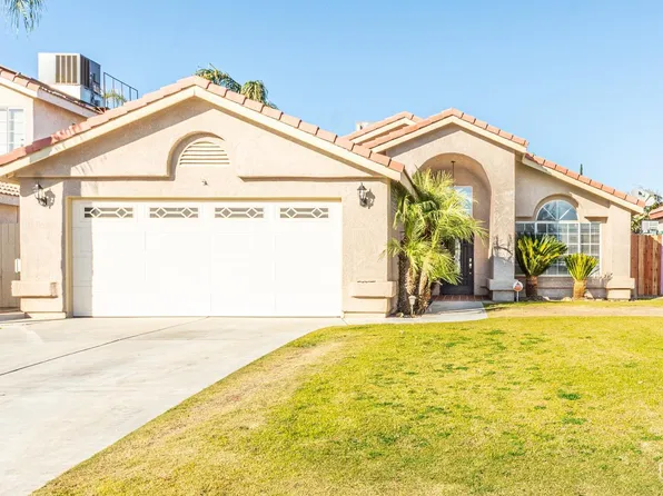 6200 Managua Dr, Bakersfield, CA 93313