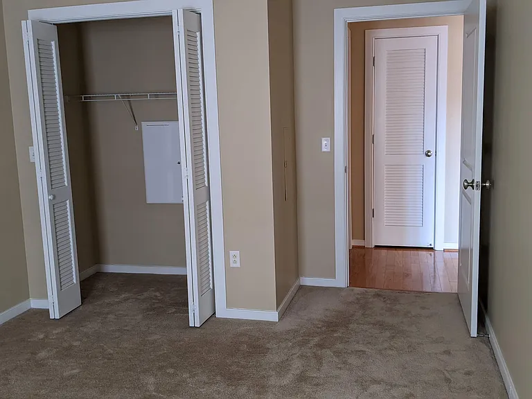 20 Livingston Ave #1 — Photo 7