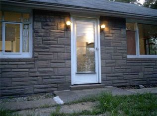 55 Port Perry Rd, North Versailles, PA 15137