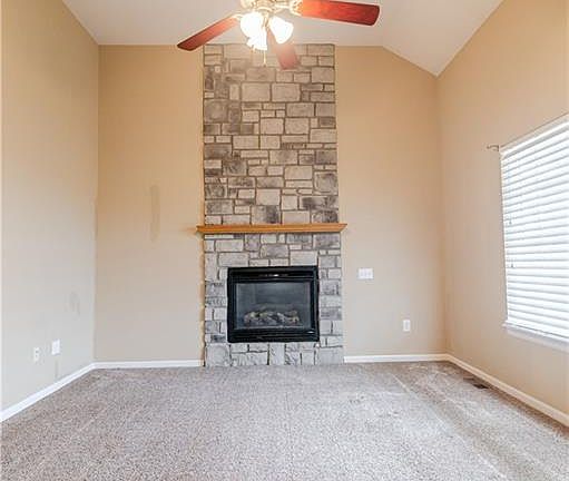 4th image of 1701 Jayhawk Dr