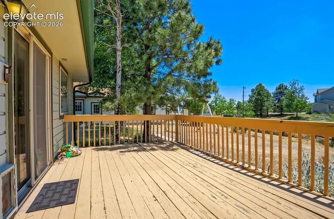 3 bed, 1900 sqft, $2,800 — Photo 4