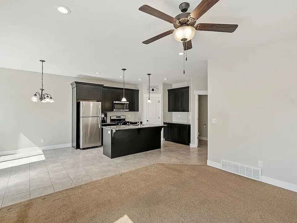1721 N 3870 W