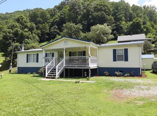 1025 Savanah St, Big Rock, VA 24603