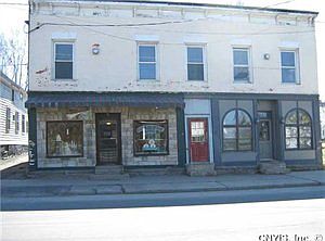 1st image of 807 Ford St