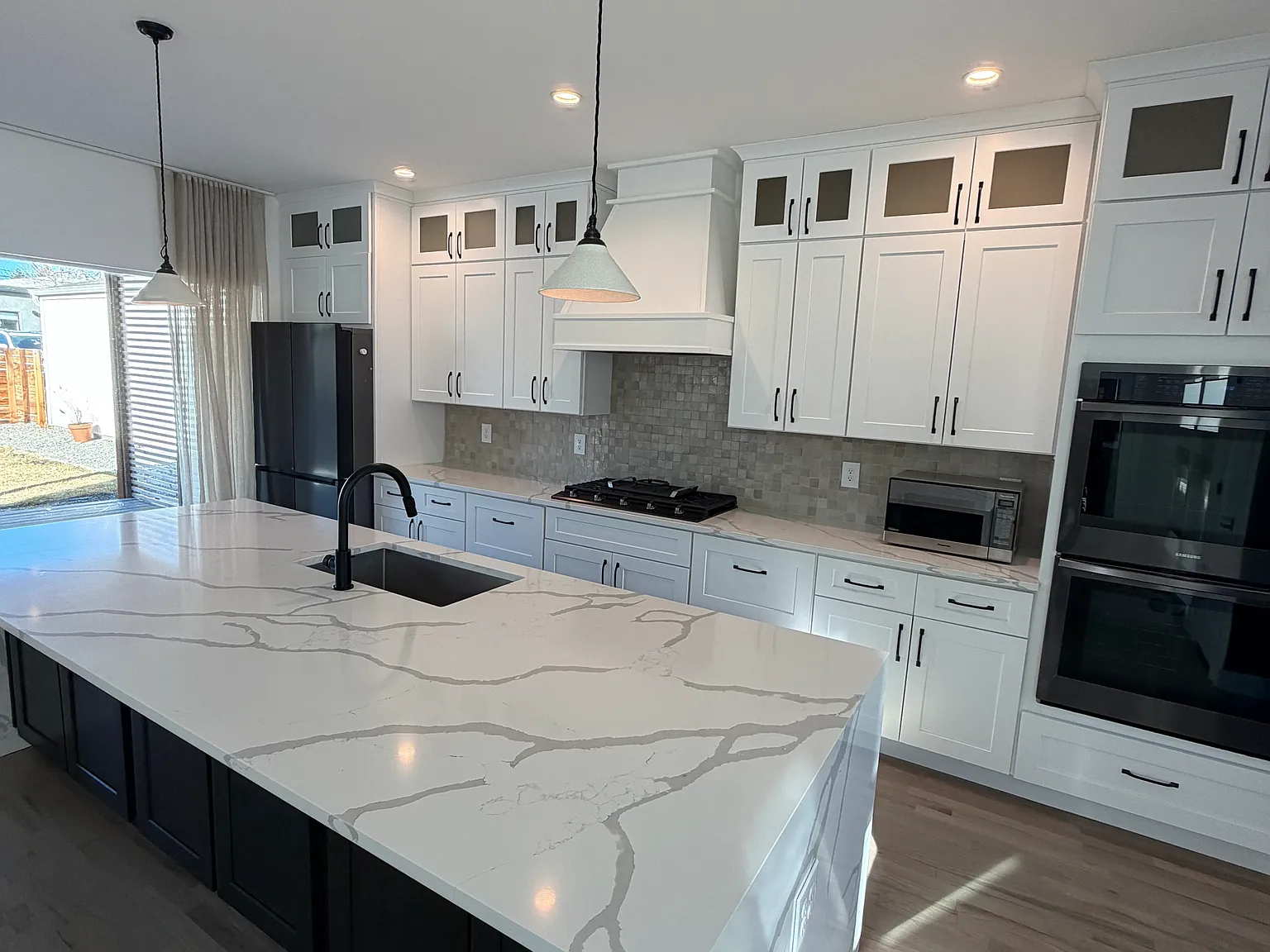 4 bed, 4.5 bath, 2455 sqft, $4,800 — Photo 4