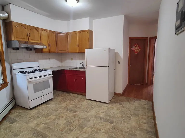 693 Kennedy Blvd #2 — Photo 3