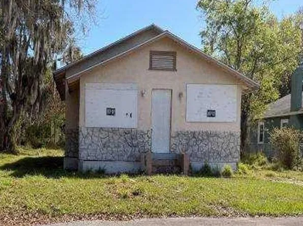322 N 12th St, Fort Pierce, FL 34950
