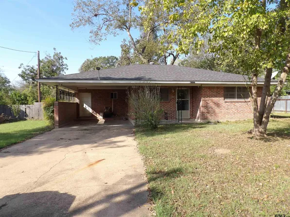 605 N 7th St, Crockett, TX 75835