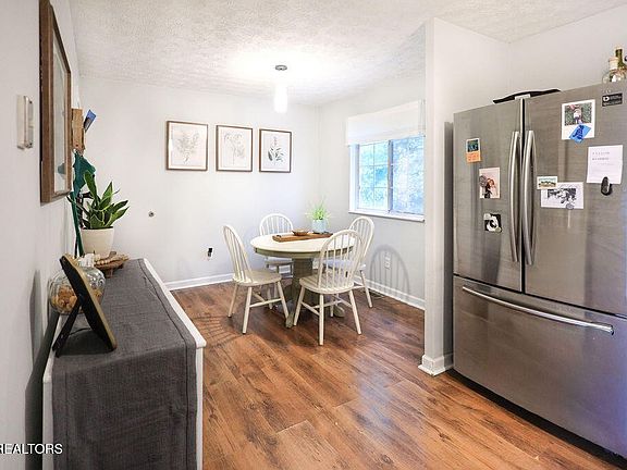 5th image of 9502 Dongate Ln