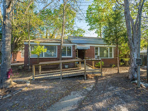 4th image of 51 Colleton Dr