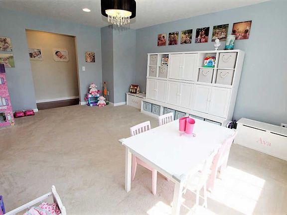 5th image of 9306 McCombs Ct