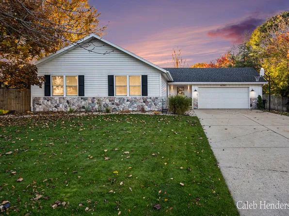 6787 Sunfield Dr SW, Byron Center, MI 49315