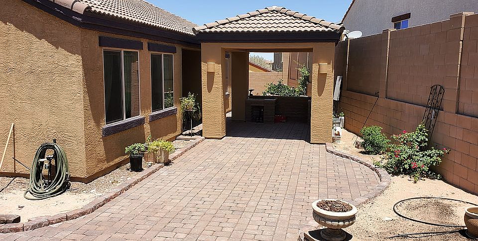 Detached porch