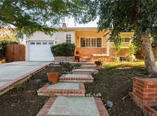 4740 Don Pio Dr, Woodland Hills, CA 91364
