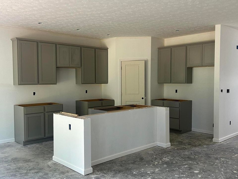 2nd image of 16725 Meander Way
