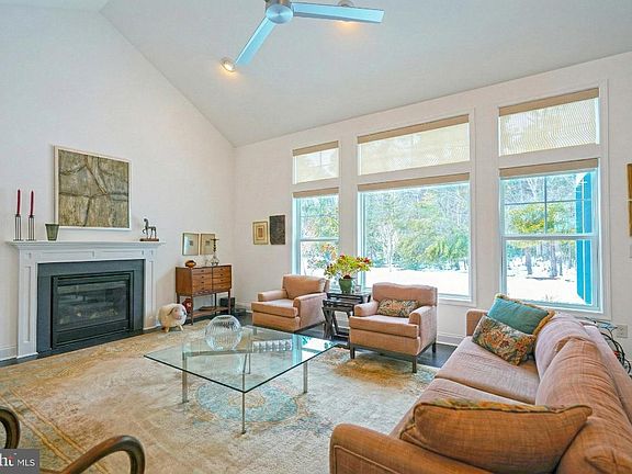 5th image of 29480 Andrew Jackson Dr