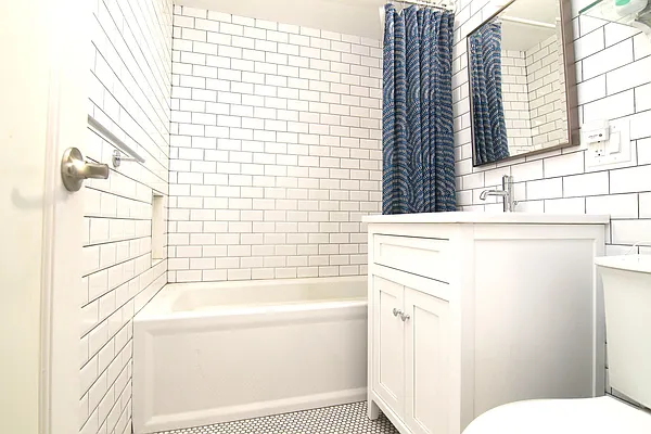 Rented by Compass | media 14