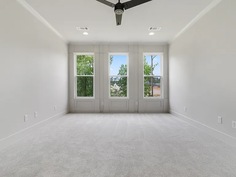 31 Saffron Cir — Photo 8