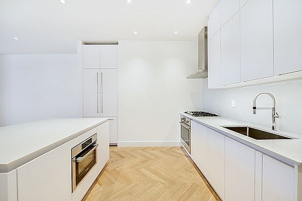 1st image of 76 Saint James Pl APT 2B
