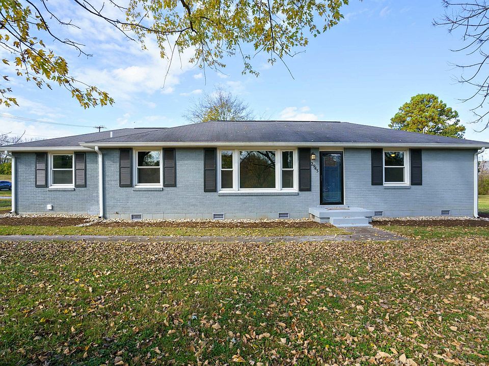 1st image of 2945 Lyndale Dr