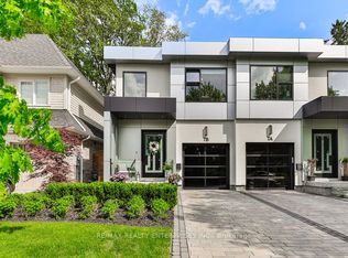 7B Iroquois Ave, Mississauga, ON L5G1M7